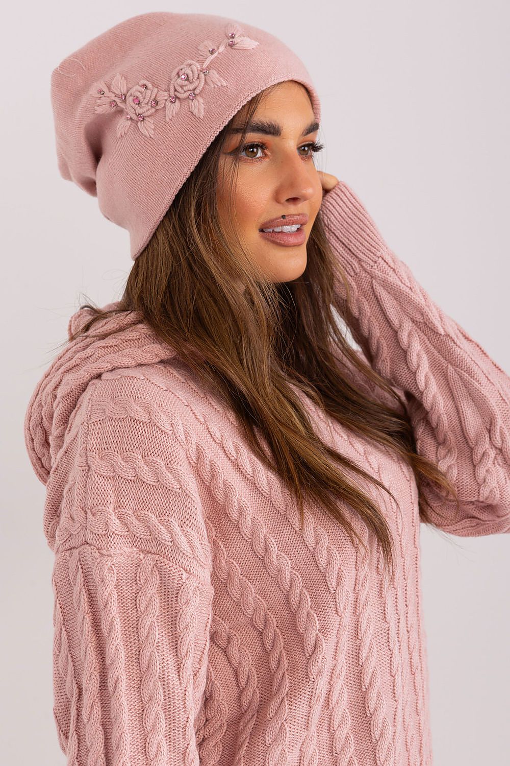   Czapka Model AT-CZ-2329.76 Light Pink - AT 