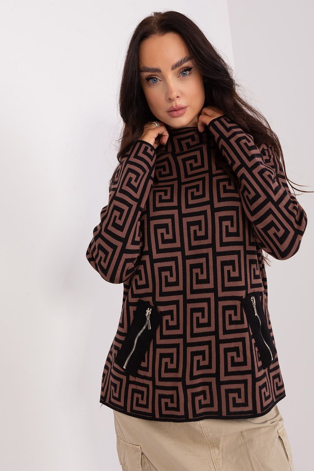   Sweter Damski Model AT-SW-2341.00P Brown - AT 