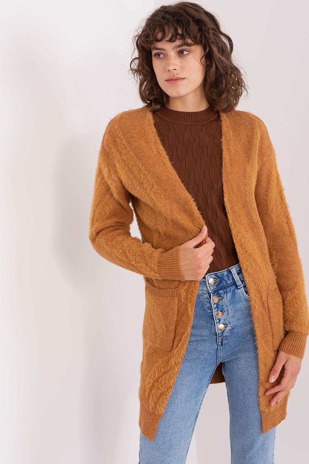  Sweter Kardigan Model AT-SW-234501.00P Camel - AT 