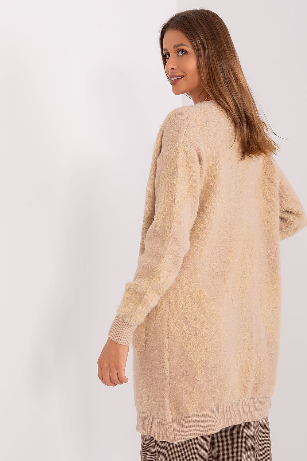  Sweter Kardigan Model AT-SW-234501.00P Beige - AT 