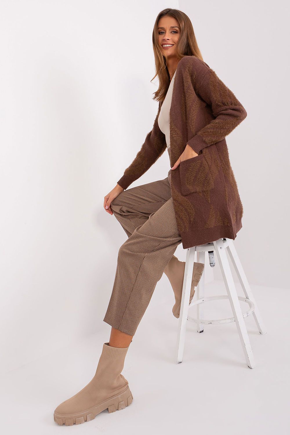  Sweter Kardigan Model AT-SW-234501.00P Brown - AT 
