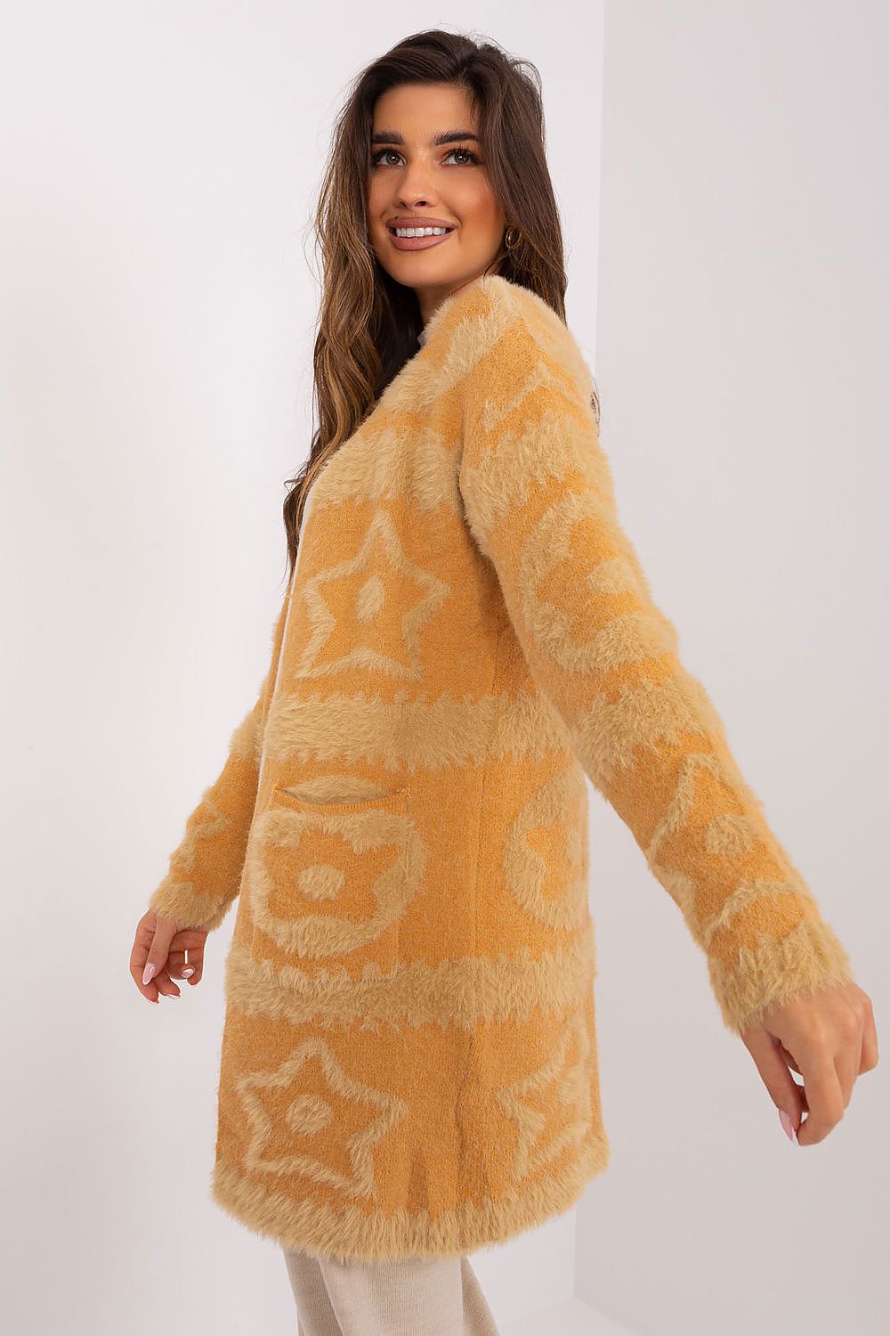  Sweter Kardigan Model AT-SW-234503.00P Camel - AT 