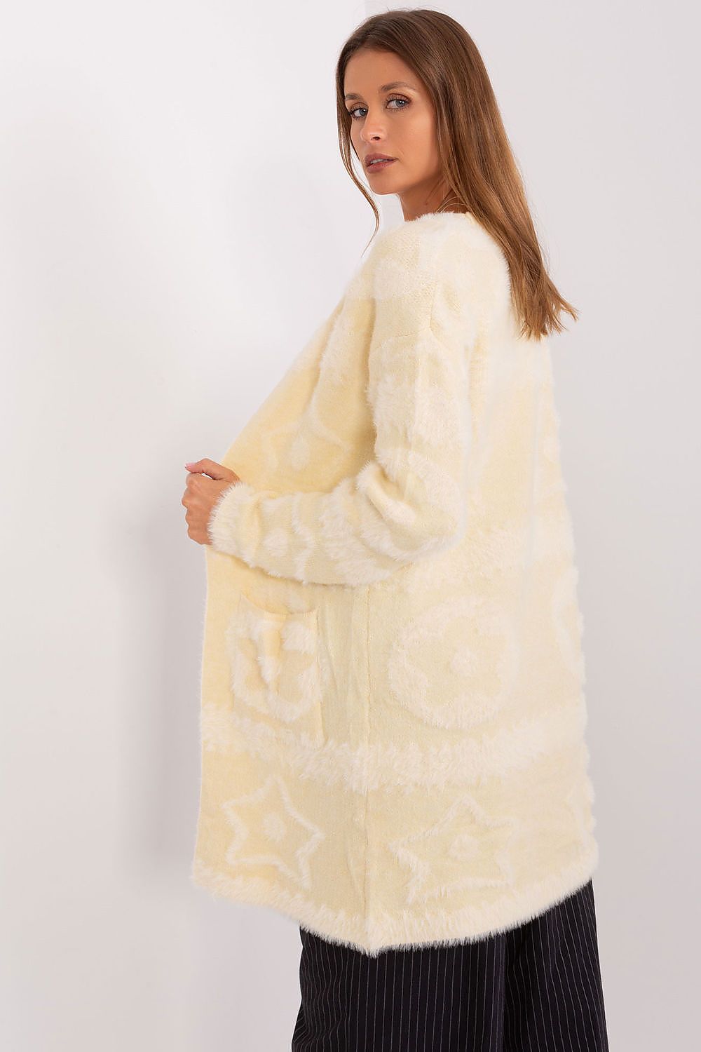  Sweter Kardigan Model AT-SW-234503.00P Light Beige - AT 