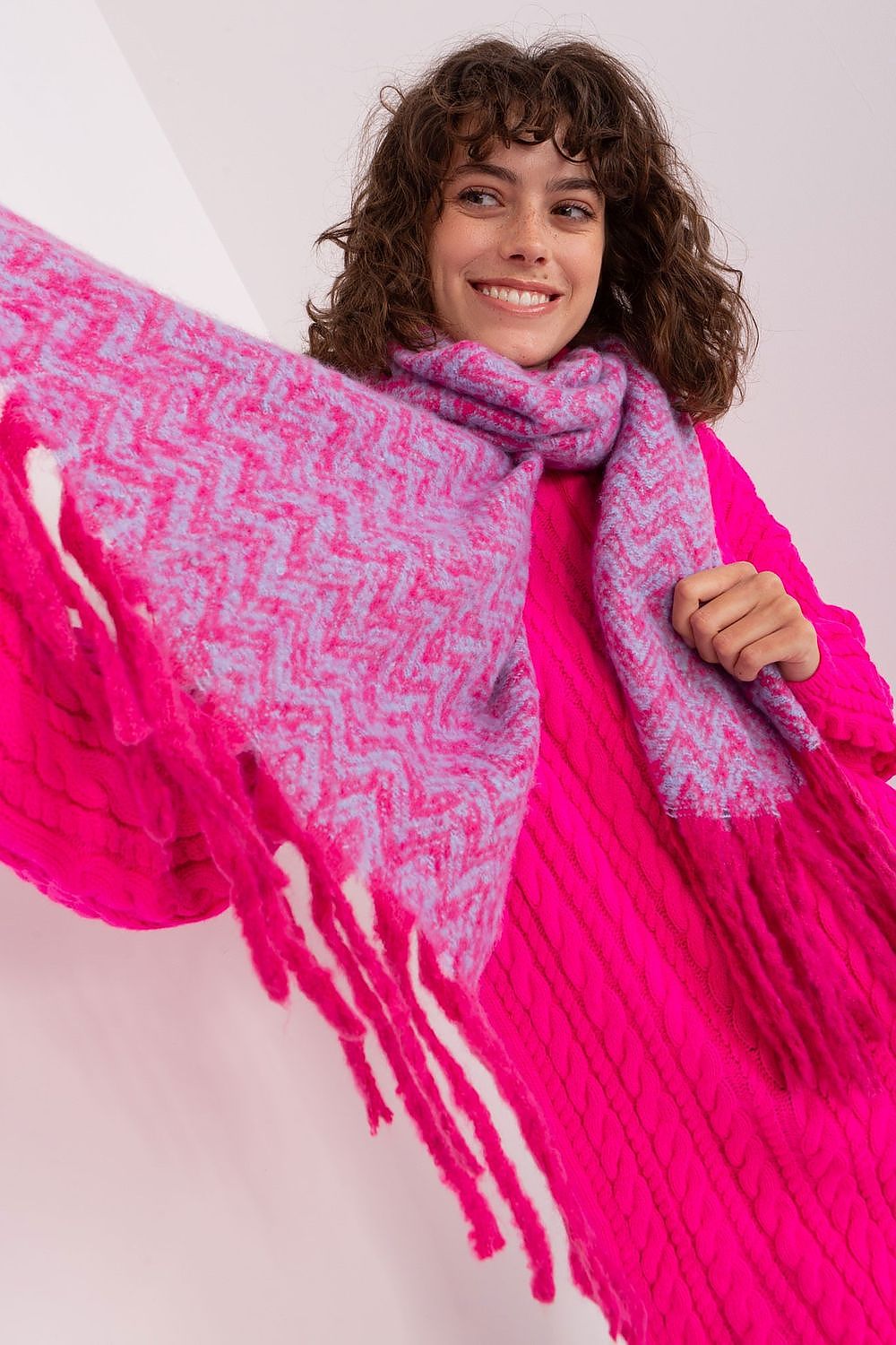   Szalik Model AT-SZ-23125.75 Pink - AT 