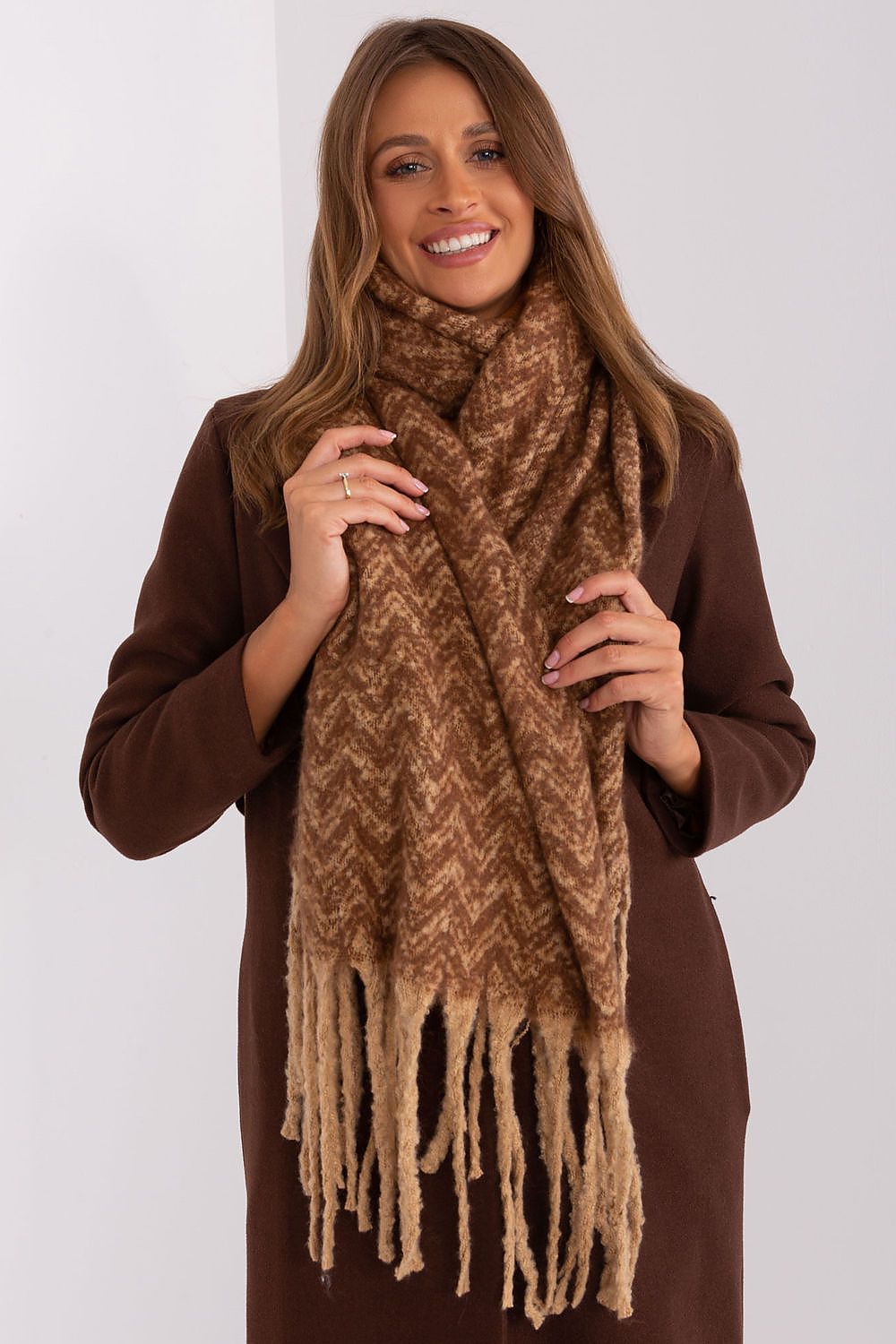   Szalik Model AT-SZ-23125.75 Camel - AT 