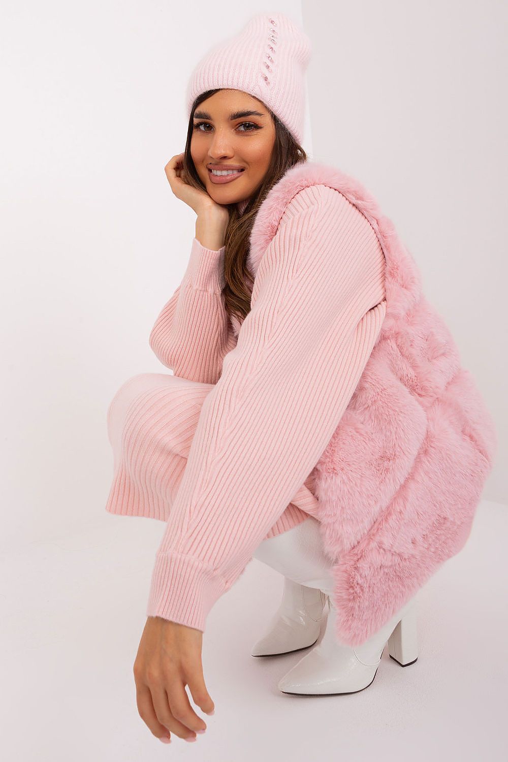   Czapka Model AT-CZ-2328.38P Light Pink - AT 