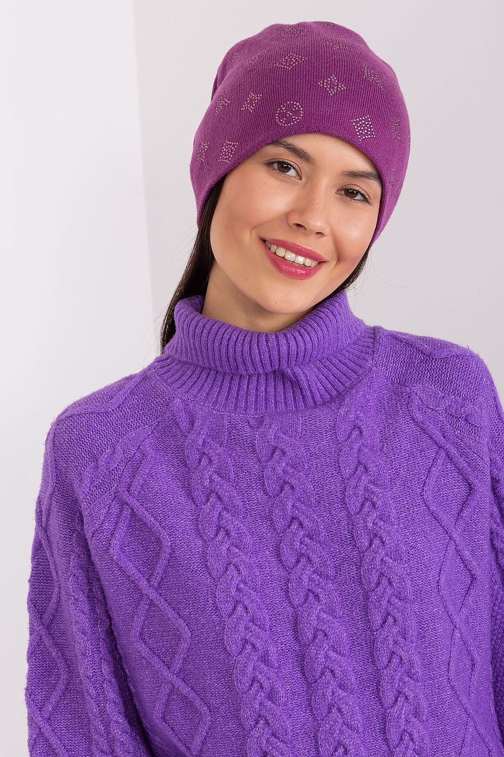   Czapka Model AT-CZ-2325.86 Violet - AT 