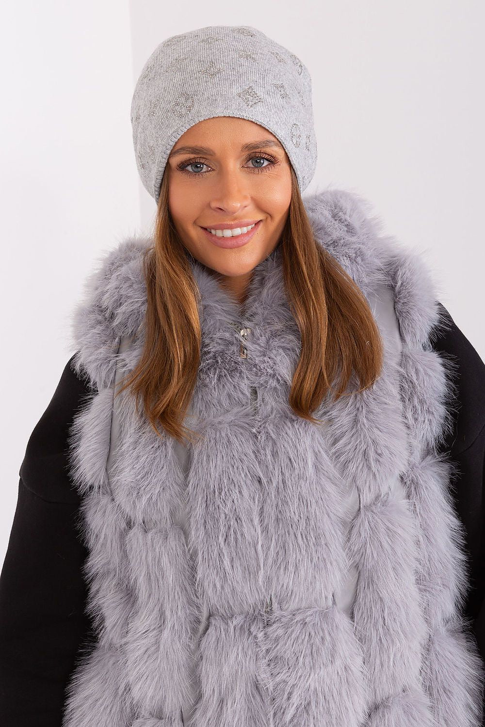   Czapka Model AT-CZ-2325.86 Grey - AT 