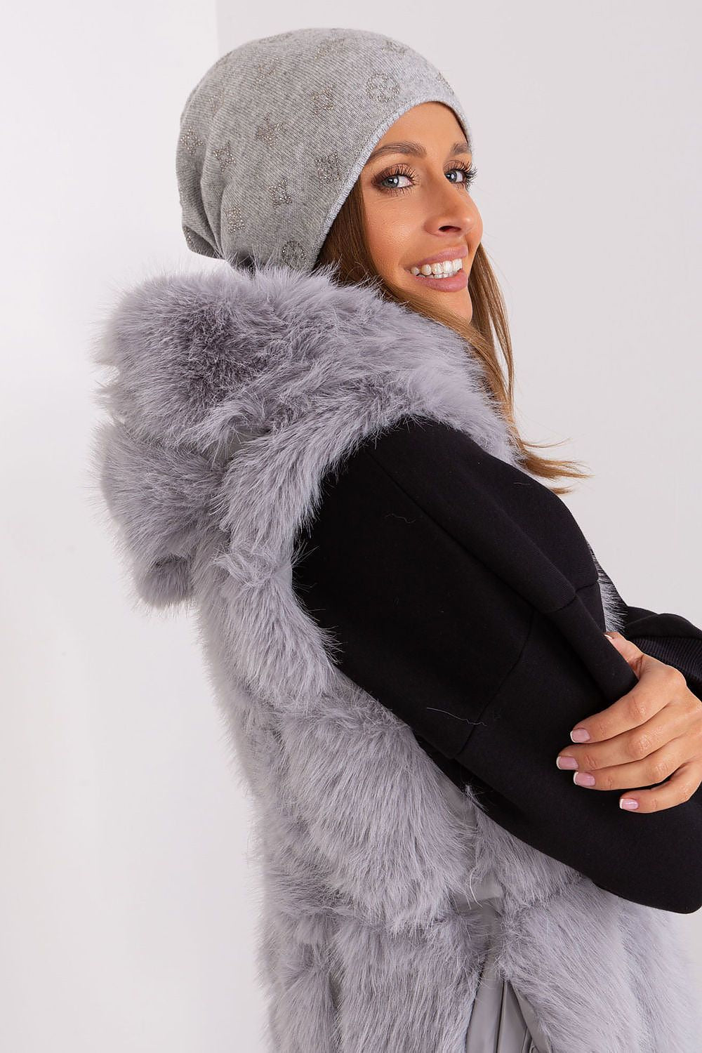   Czapka Model AT-CZ-2325.86 Grey - AT 