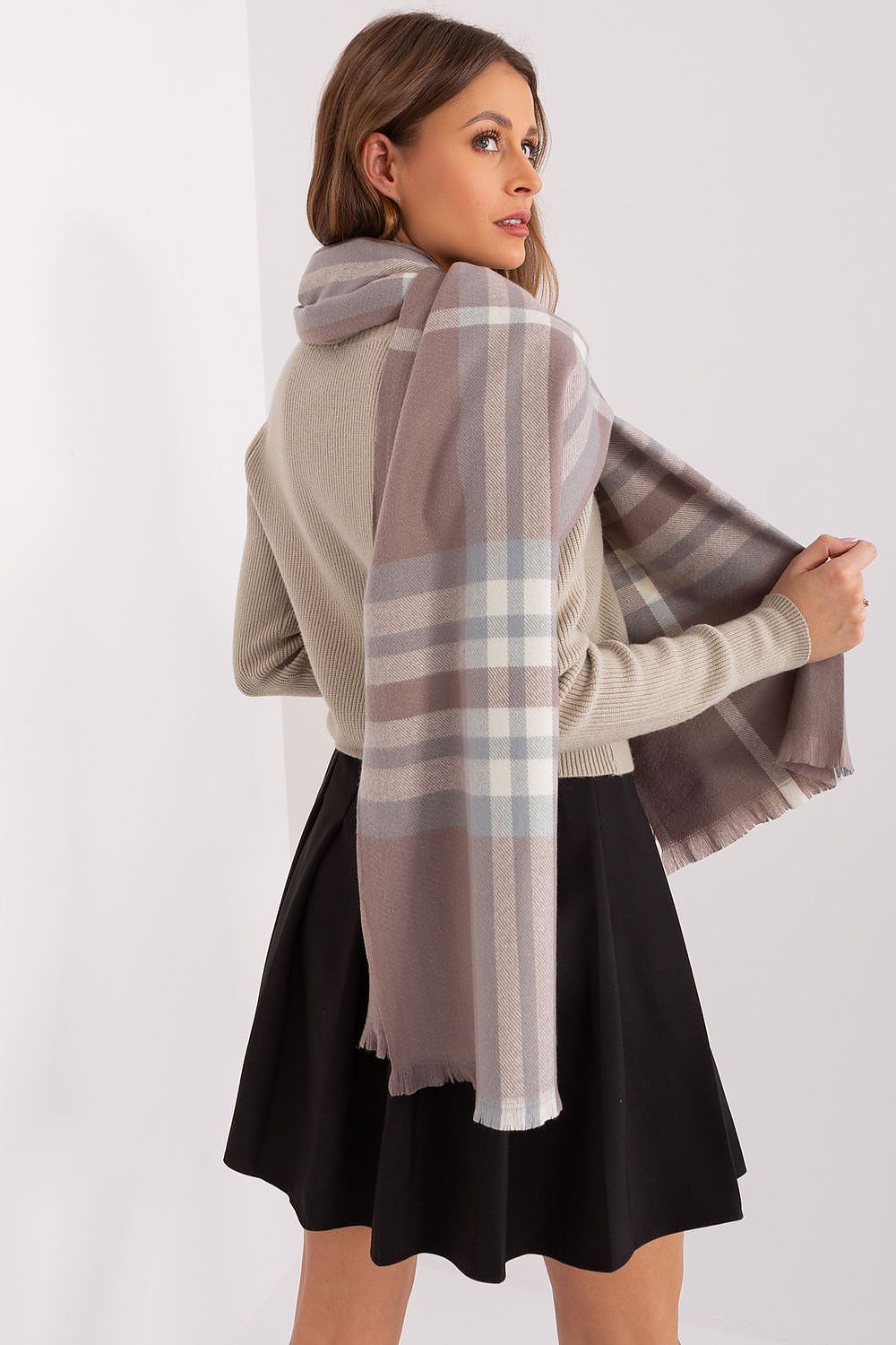   Szalik Model AT-SZ-23125-1.26 Light Violet - AT 