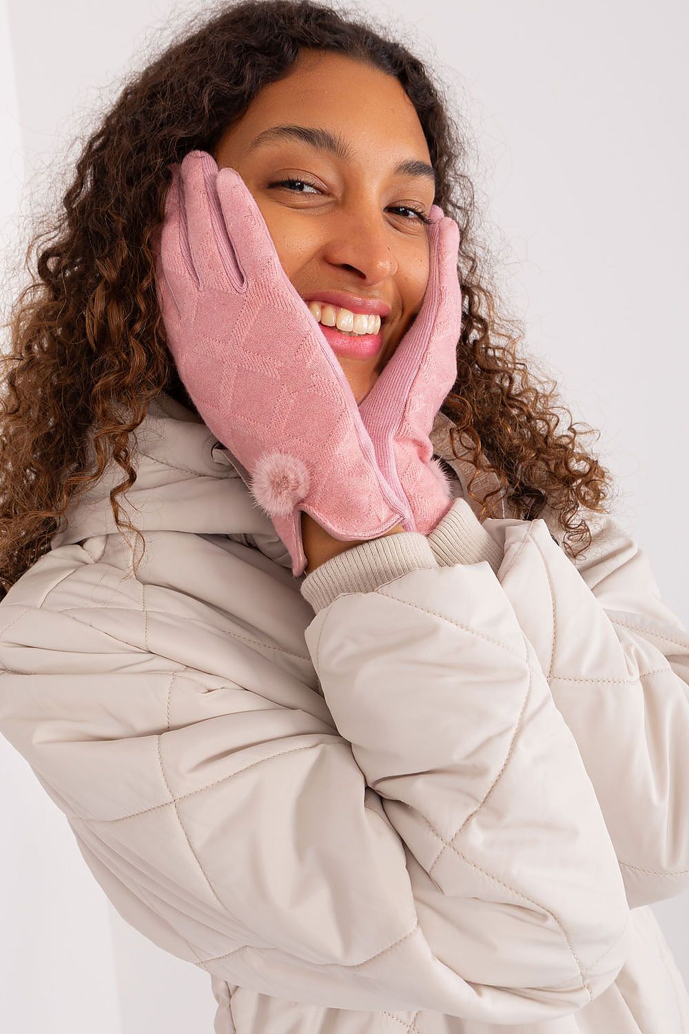   Rękawiczki Model AT-RK-239506.98 Light Pink - AT 