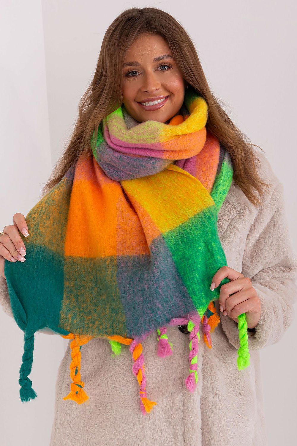   Szalik Model AT-SZ-2313501.98 Green - AT 
