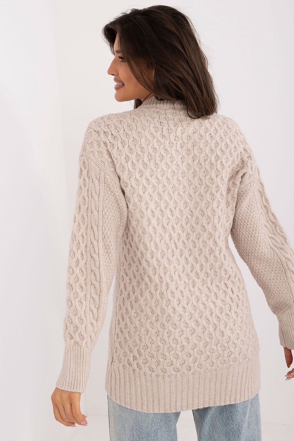  Sweter Damski Model AT-SW-23525.21 Beige - AT 