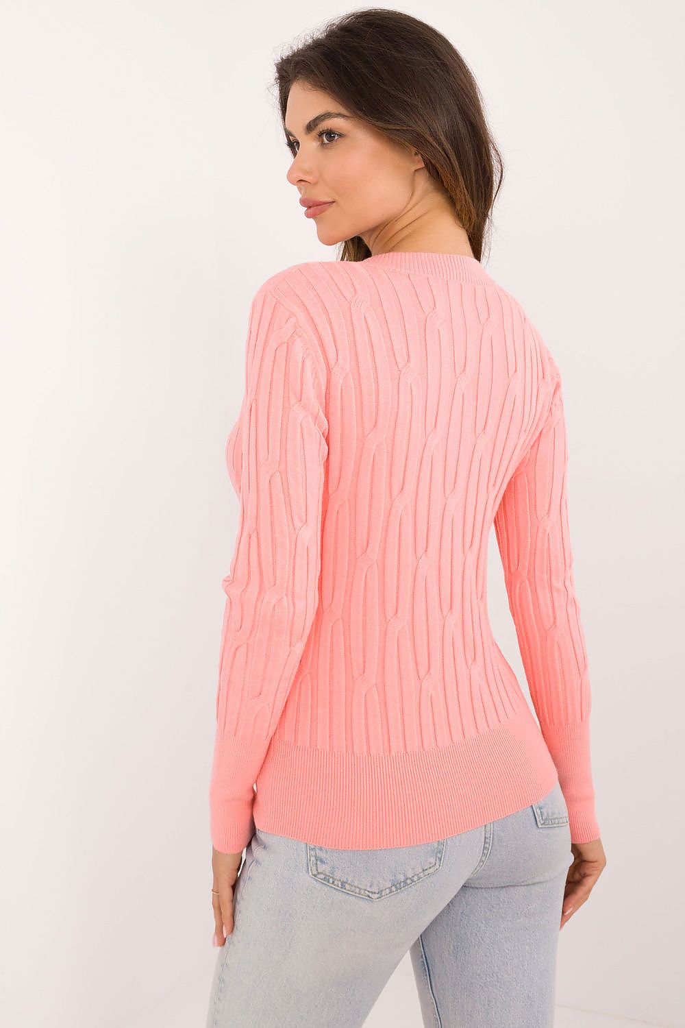   Sweter Damski Model AT-SW-2338-2.61 Brzoskwinia - AT 