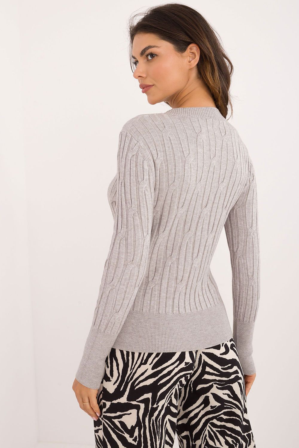   Sweter Damski Model AT-SW-2338-2.00 Grey - AT 