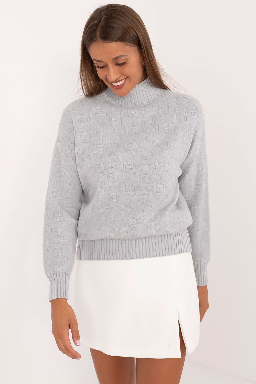   Sweter Damski Model AT-SW-2339.54 Light Grey - AT 