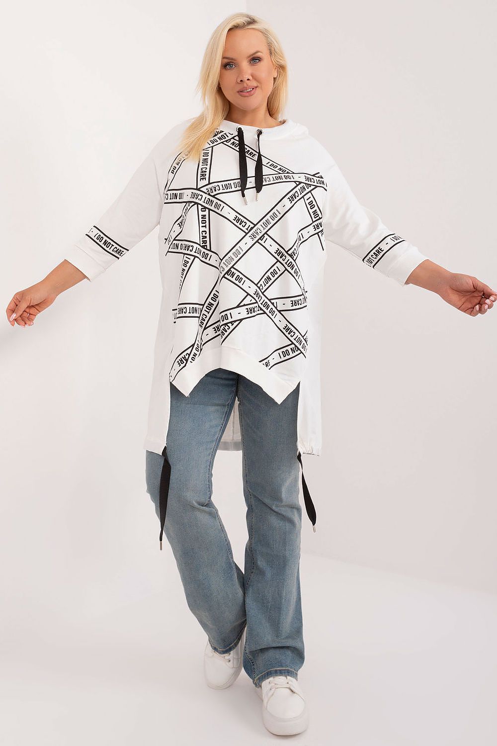   Bluzka Model RV-TU-7598.94 Rcru - Relevance 