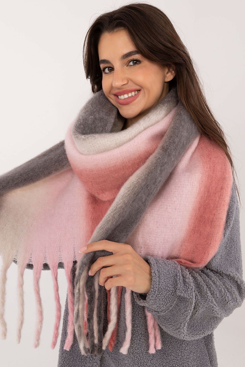   Szalik Model AT-SZ-2320.50 Grey/Pink - AT 