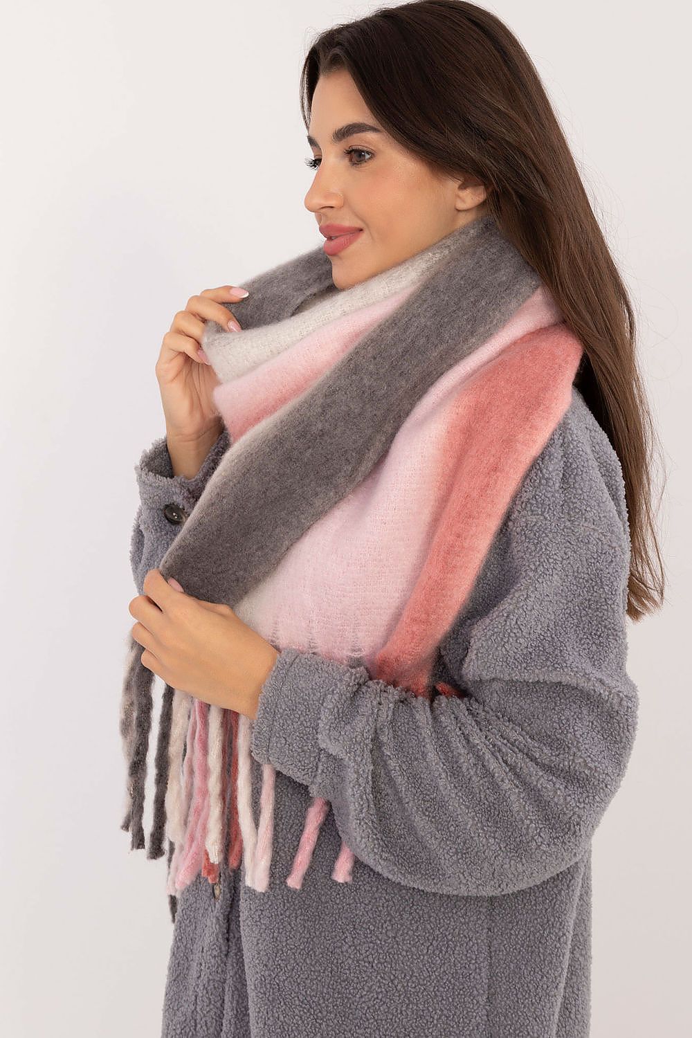   Szalik Model AT-SZ-2320.50 Grey/Pink - AT 