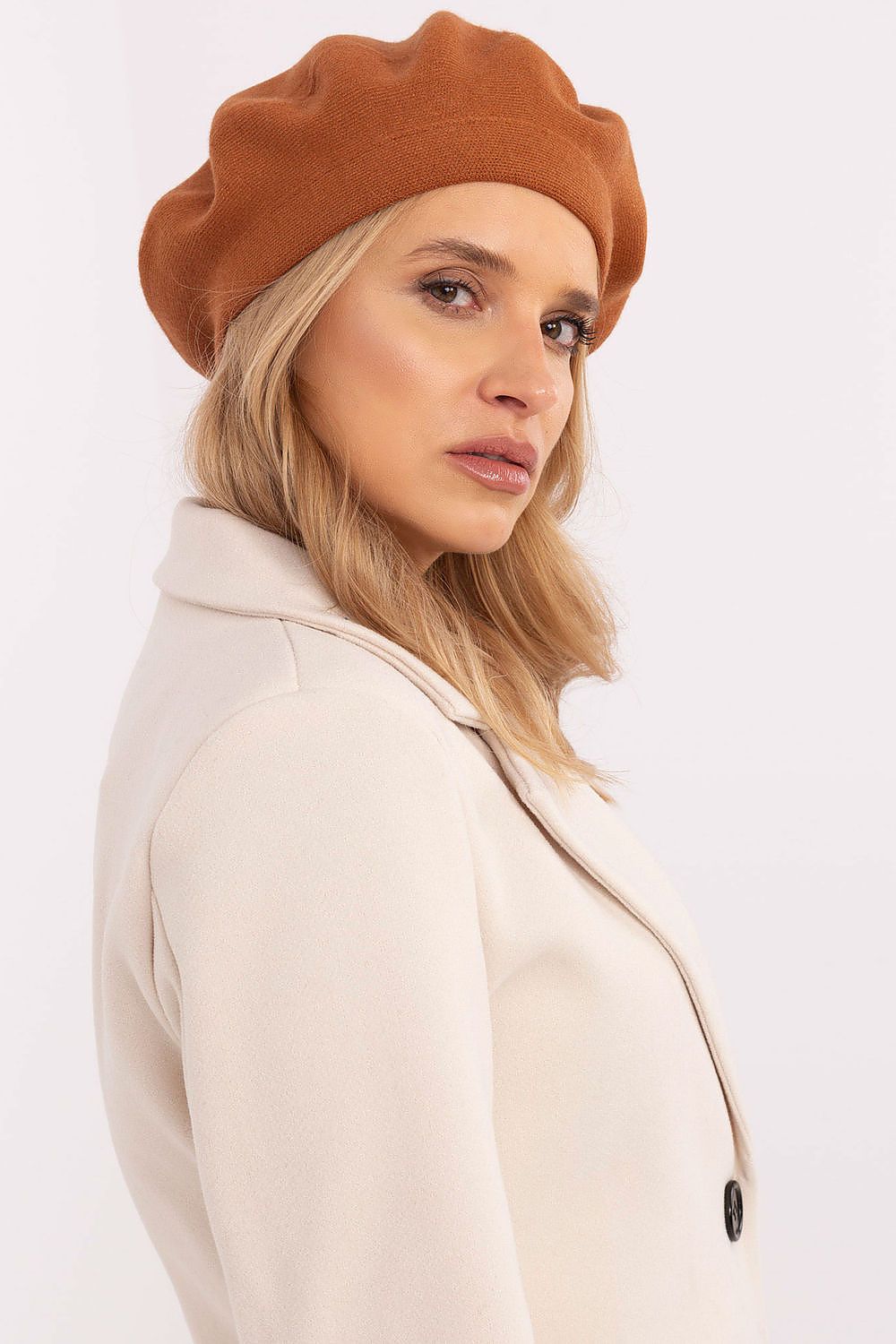   Beret Model AT-CZ-231305.91P Brown - AT 