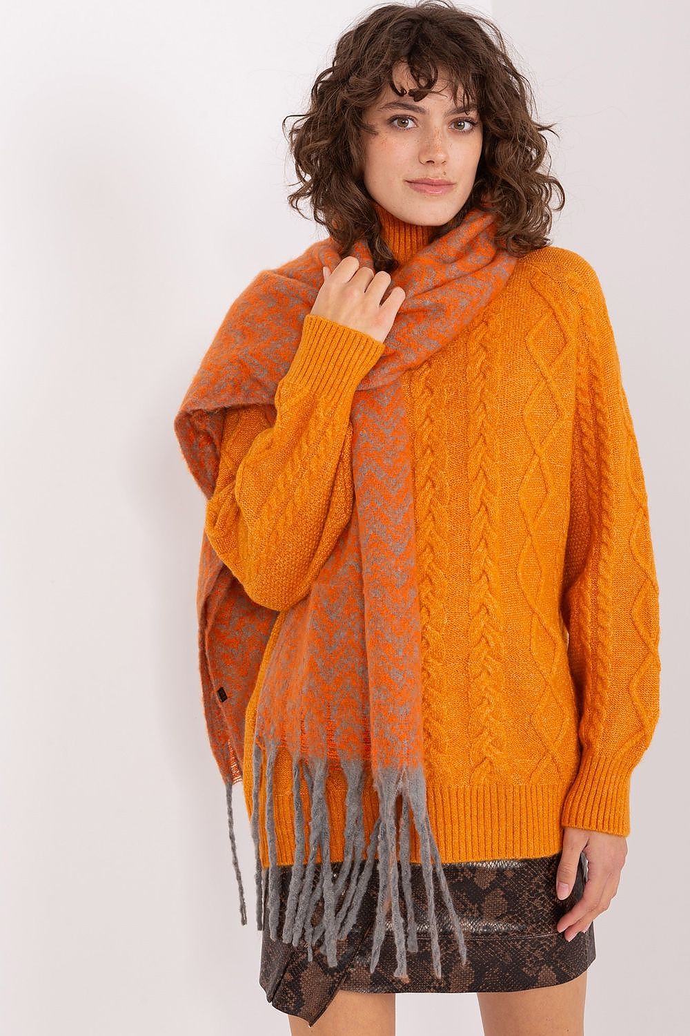   Szalik Model AT-SZ-23125.75 Light Orange - AT 