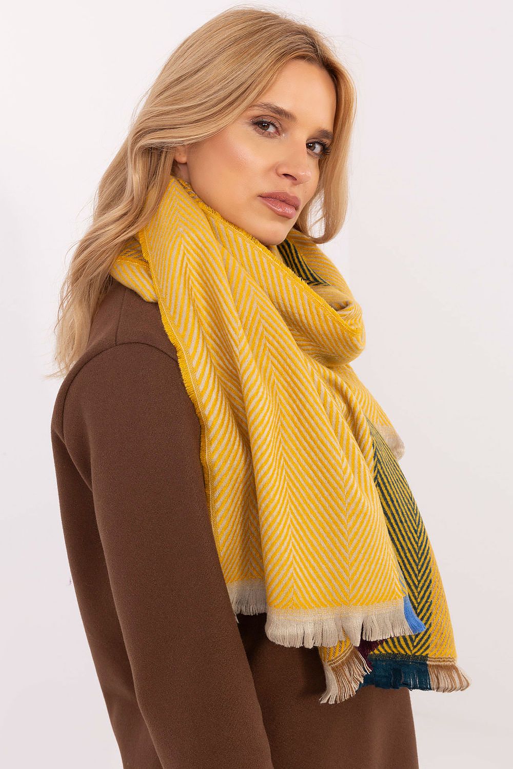   Szalik Model AT-SZ-18301.71 Yellow - AT 