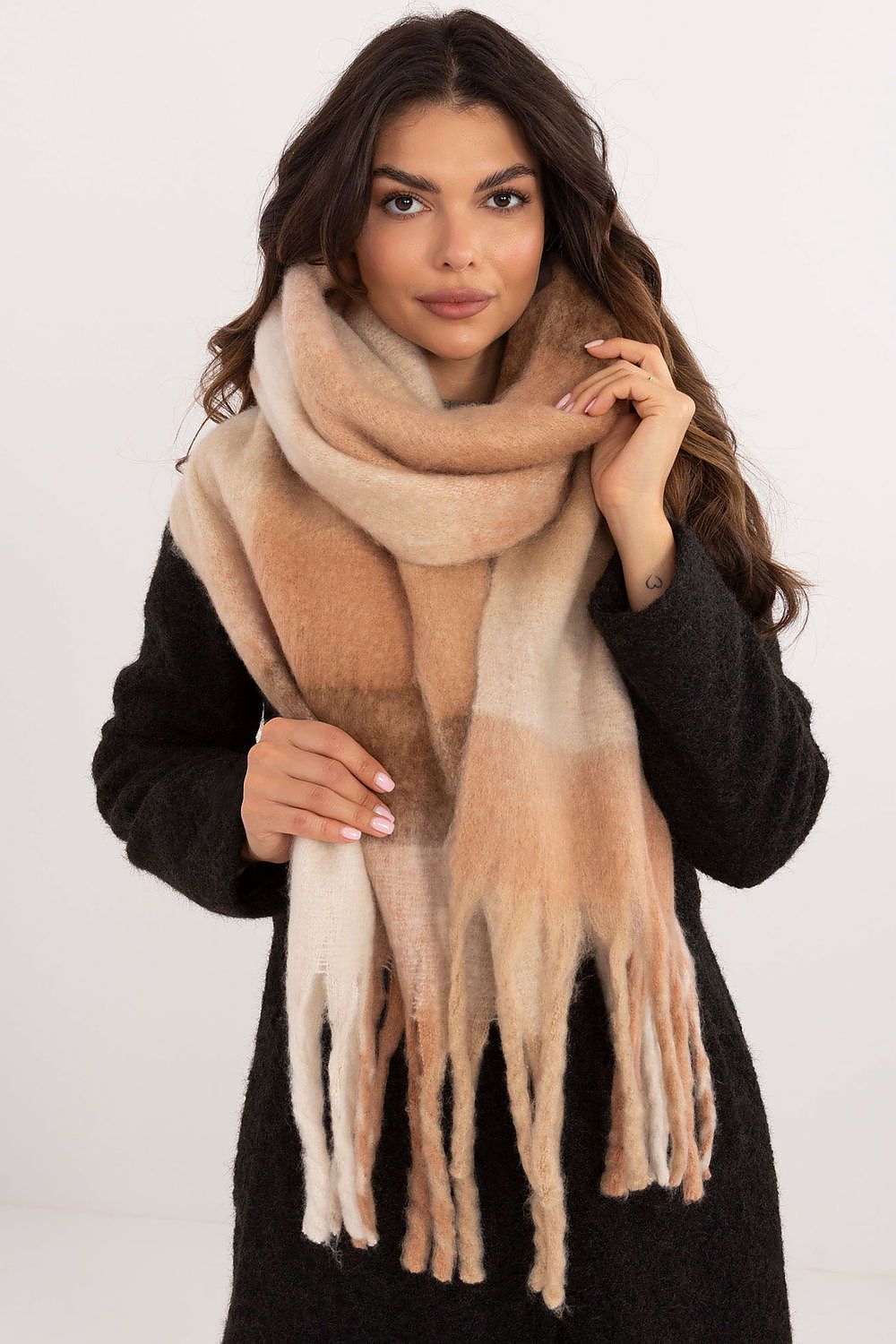   Szalik Model AT-SZ-2312502.35 Camel - AT 