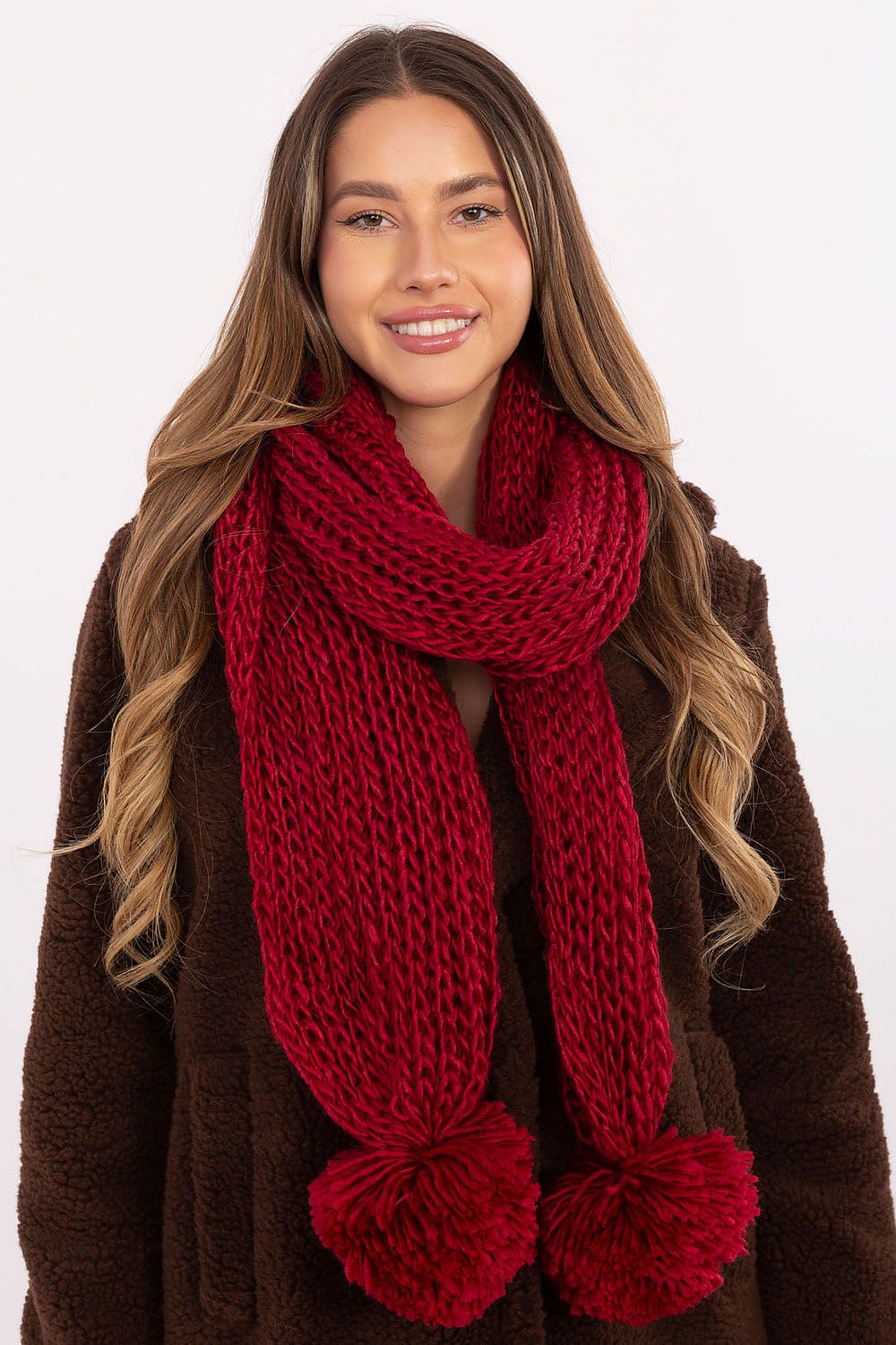   Szalik Model AT-SZ-S-2203.87 Red - AT 