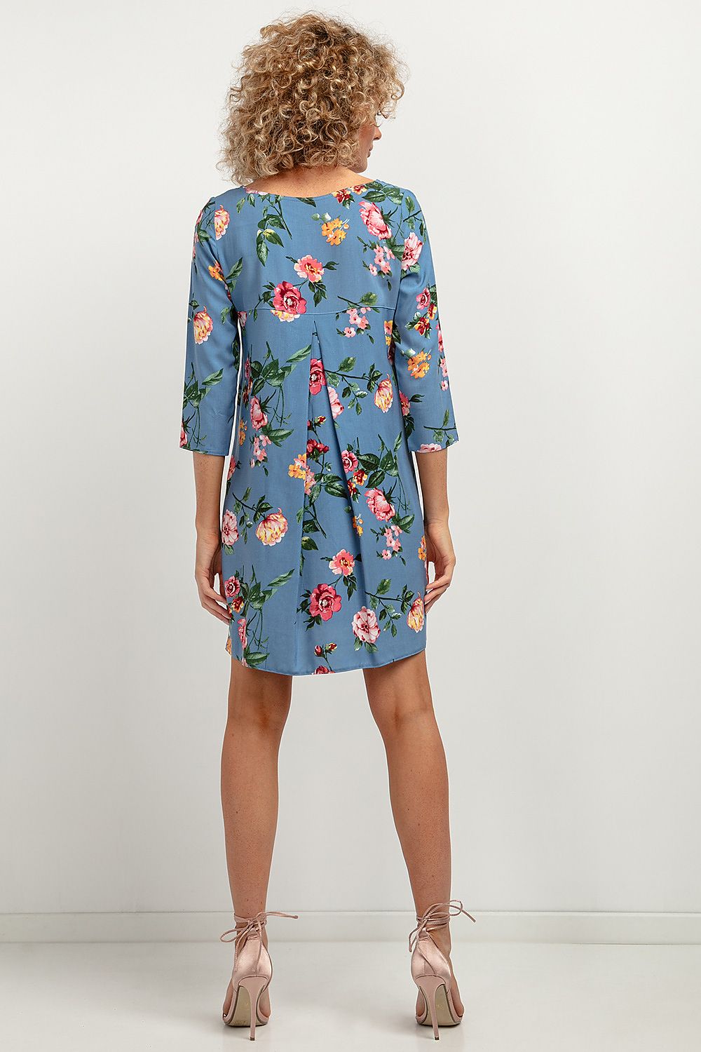  Sukienka Model T391/2 Big Flowers/Blue - Tessita 