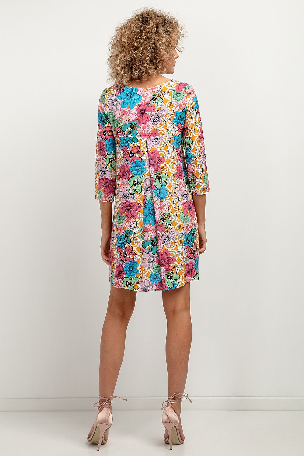  Sukienka Model T391/1 Big Mulicolor Flowers - Tessita 