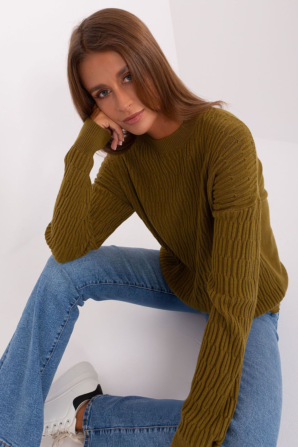   Sweter Damski Model AT-SW-2338.14P Oliwka - AT 