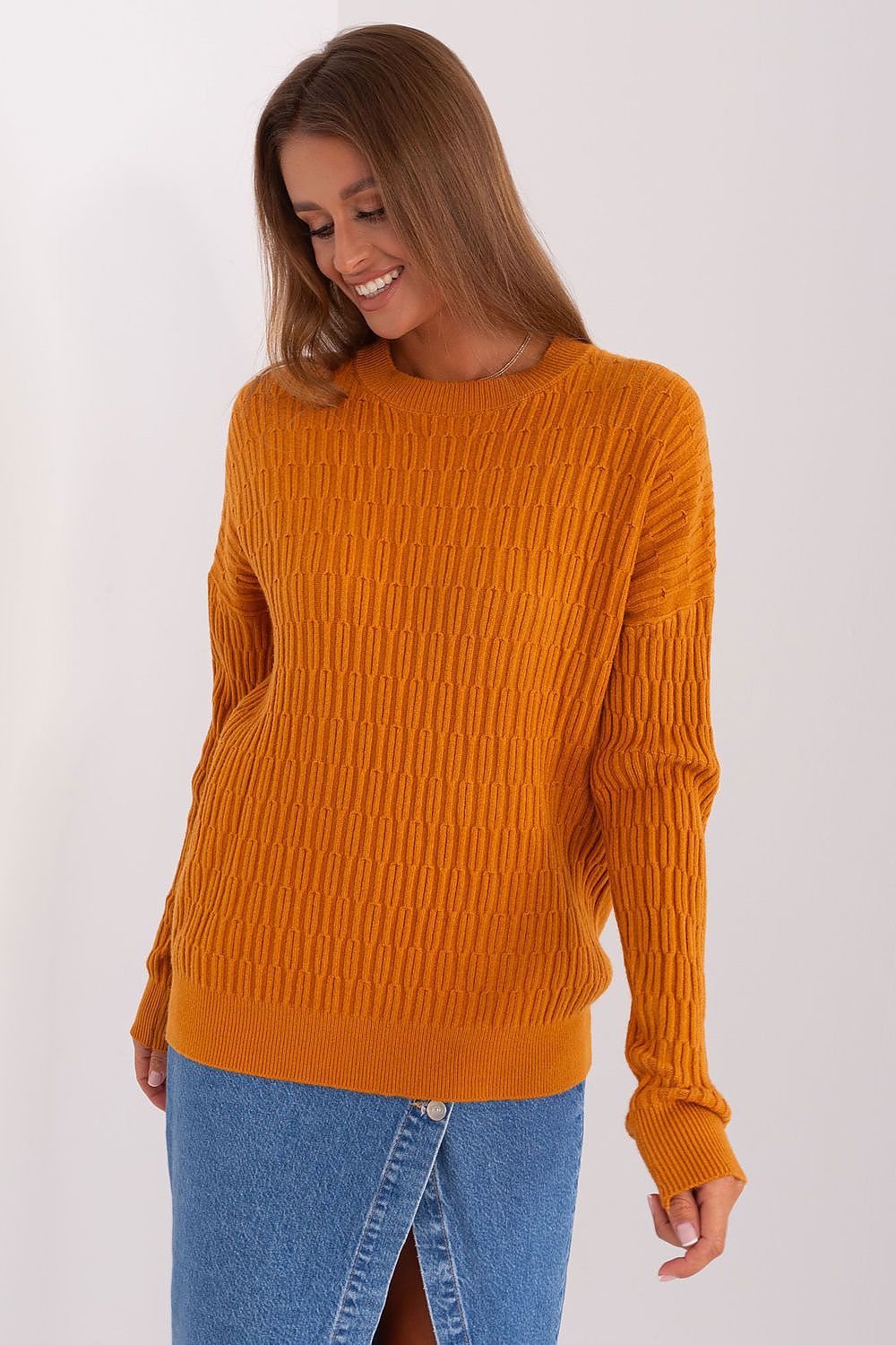   Sweter Damski Model AT-SW-2338.14P Light Orange - AT 