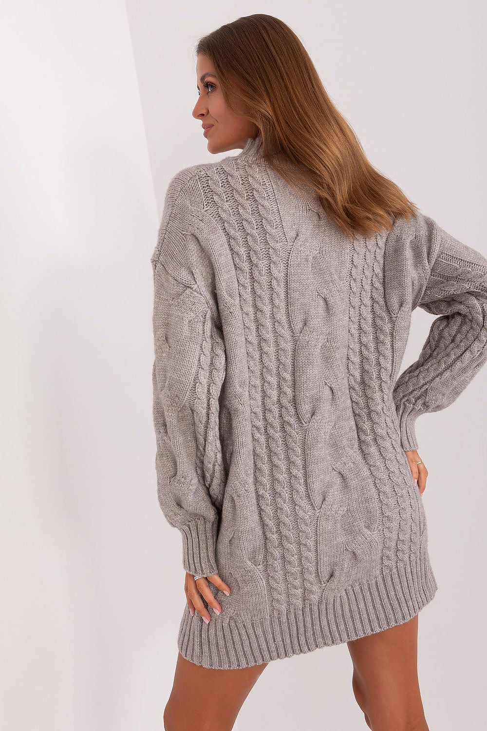   Sweter Damski Model AT-SW-2367-1.35P Grey - AT 