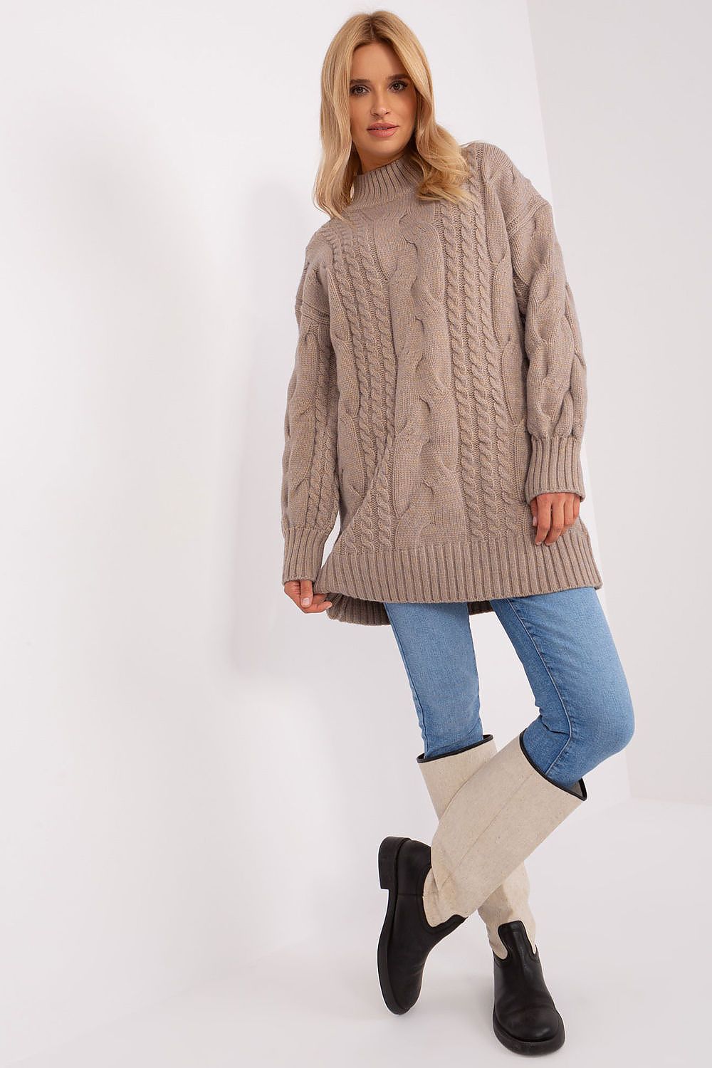   Sweter Damski Model AT-SW-2367-1.35P Dark Beige - AT 