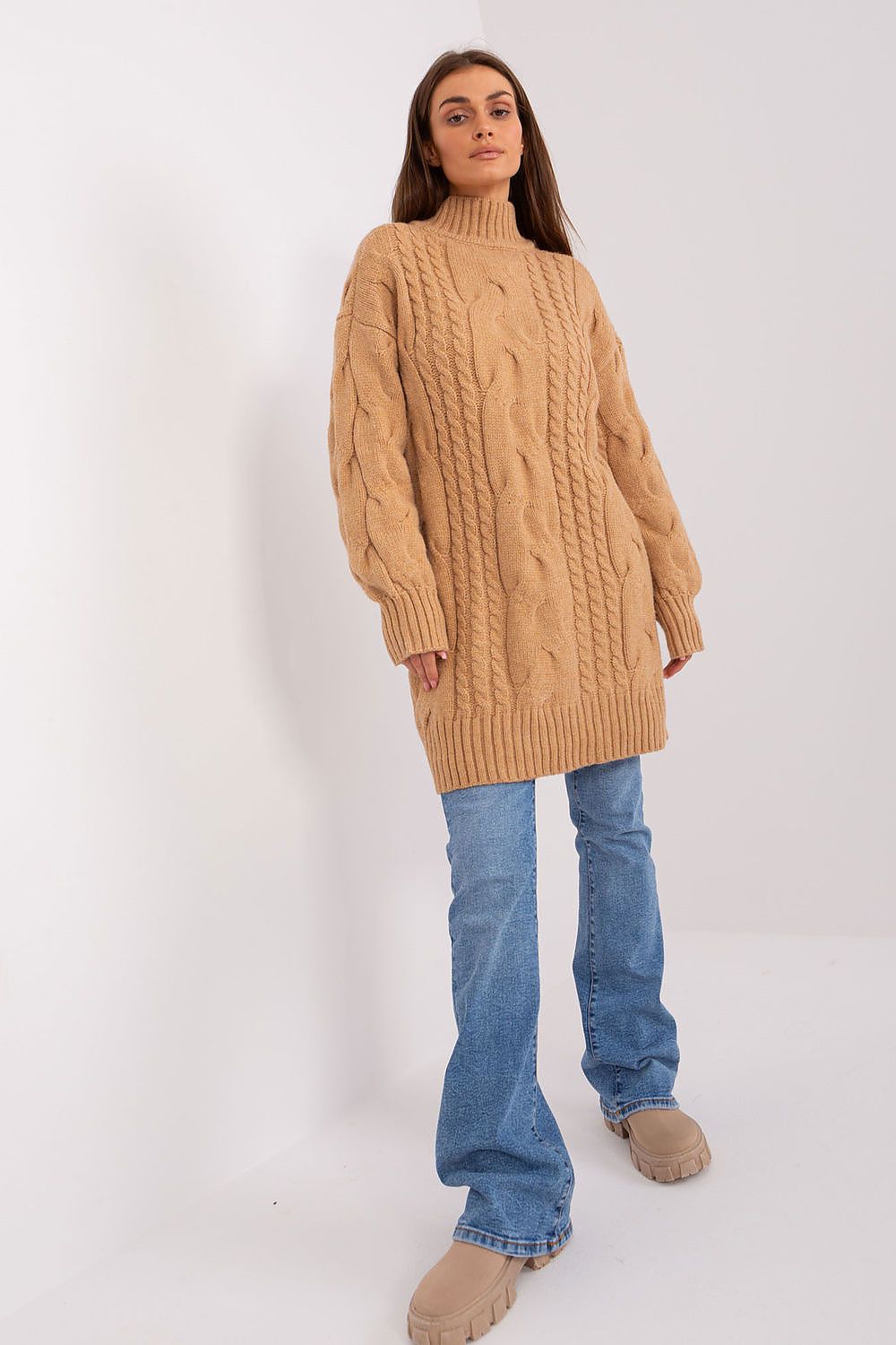   Sweter Damski Model AT-SW-2367-1.35P Camel - AT 