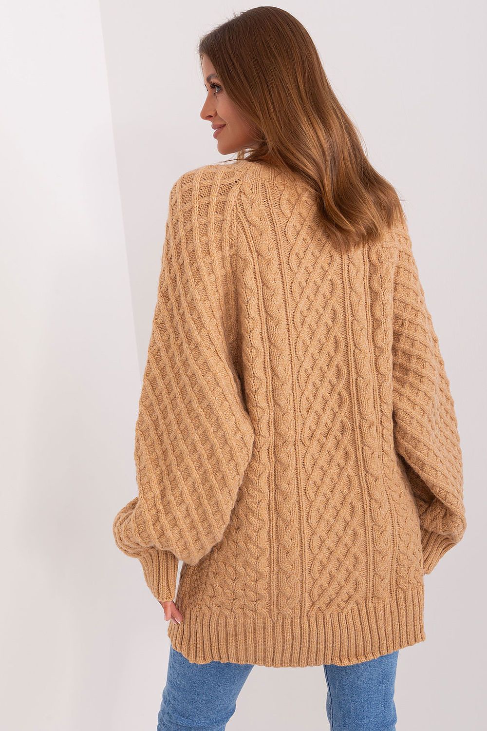   Sweter Damski Model AT-SW-2367-2.64P Camel - AT 