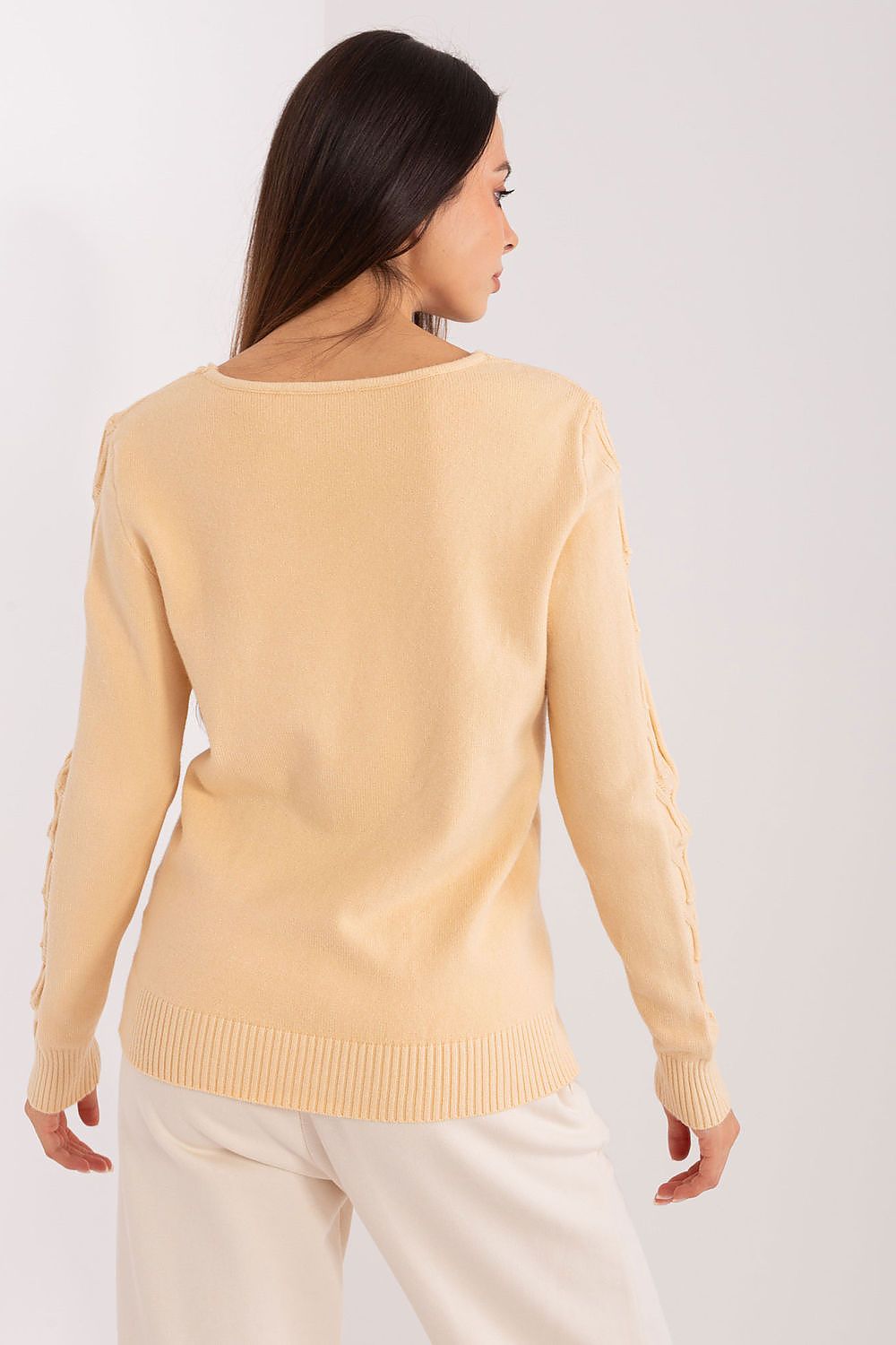   Sweter Damski Model AT-SW-2329.98P Beige - AT 