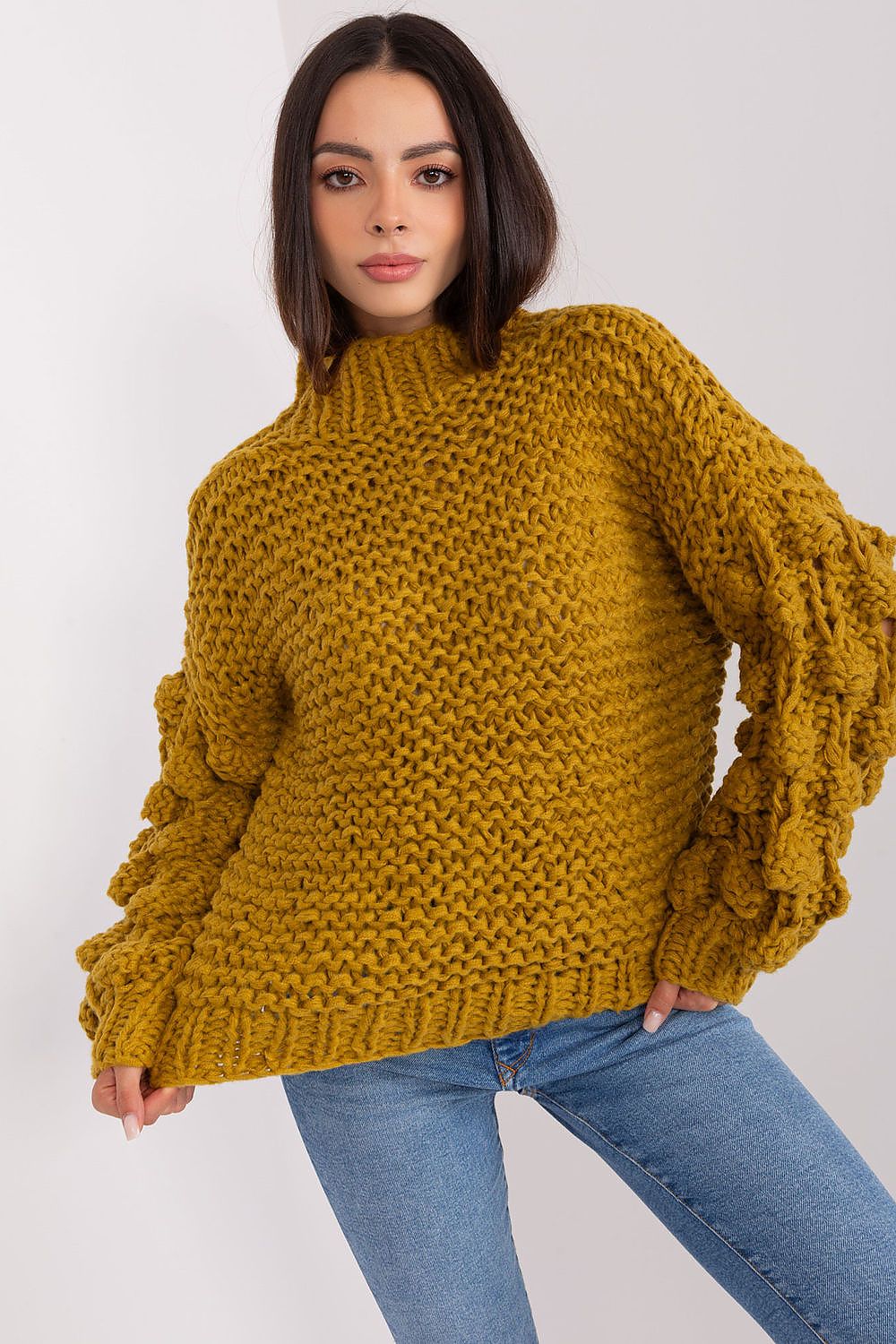   Sweter Damski Model AT-SW-2382.97P Oliwka - AT 
