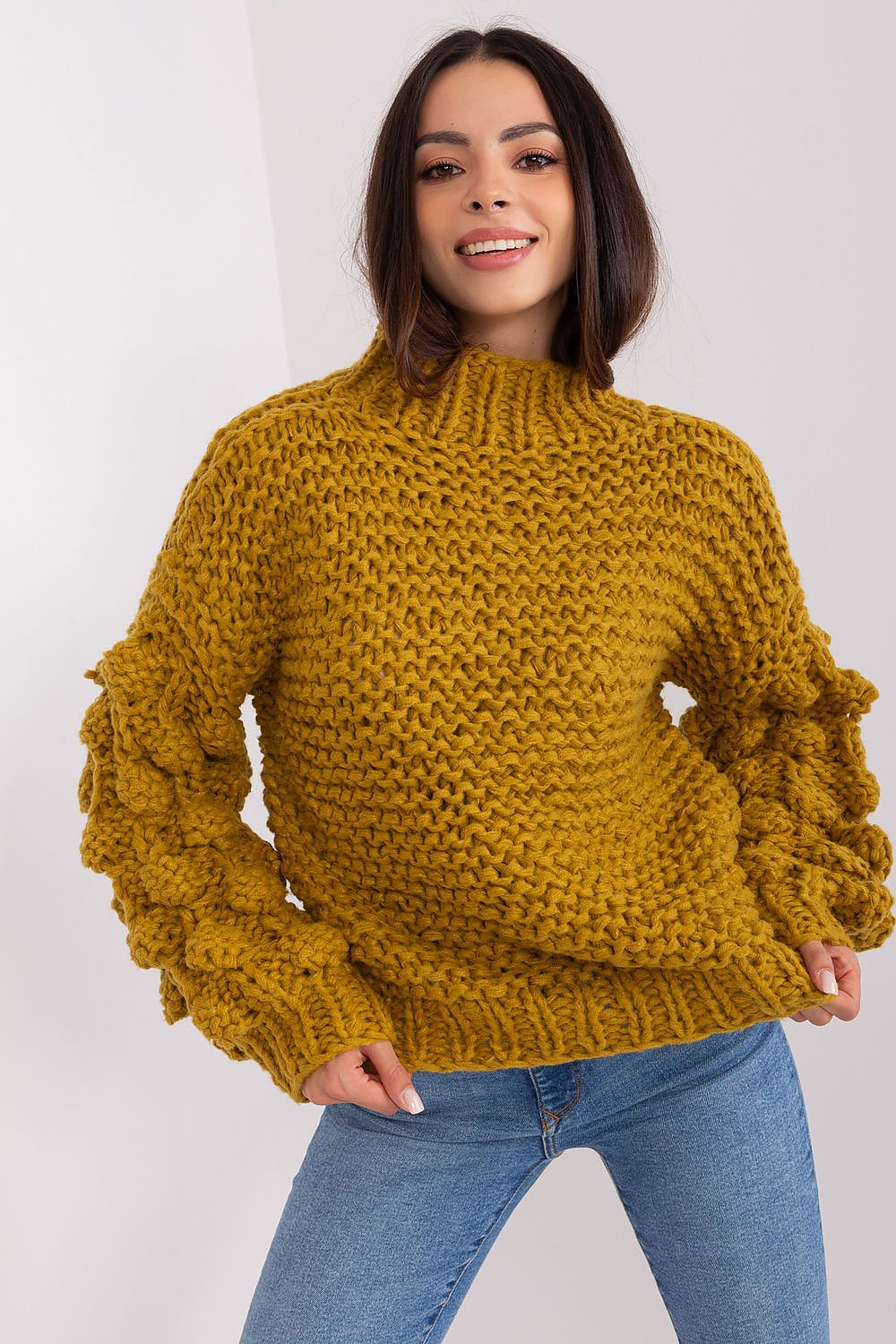   Sweter Damski Model AT-SW-2382.97P Oliwka - AT 