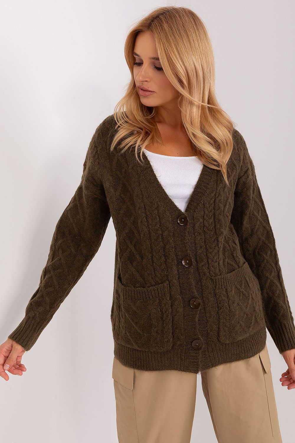  Sweter Damski Model AT-SW-2358.31 Khaki - AT 