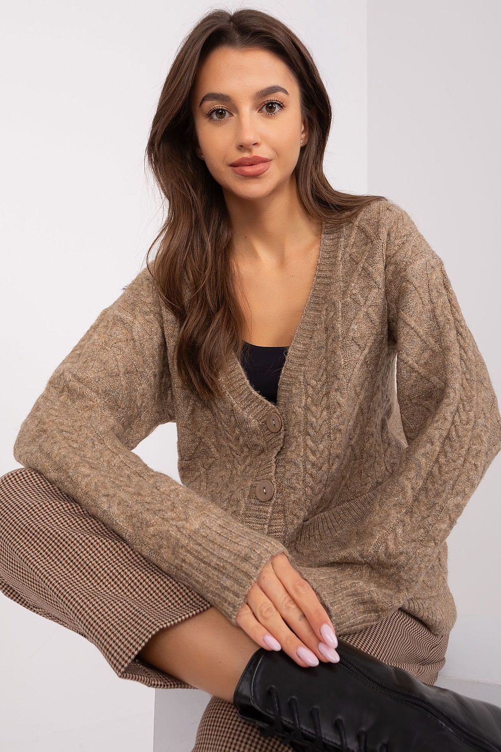  Sweter Damski Model AT-SW-2358.31 Dark Beige - AT 