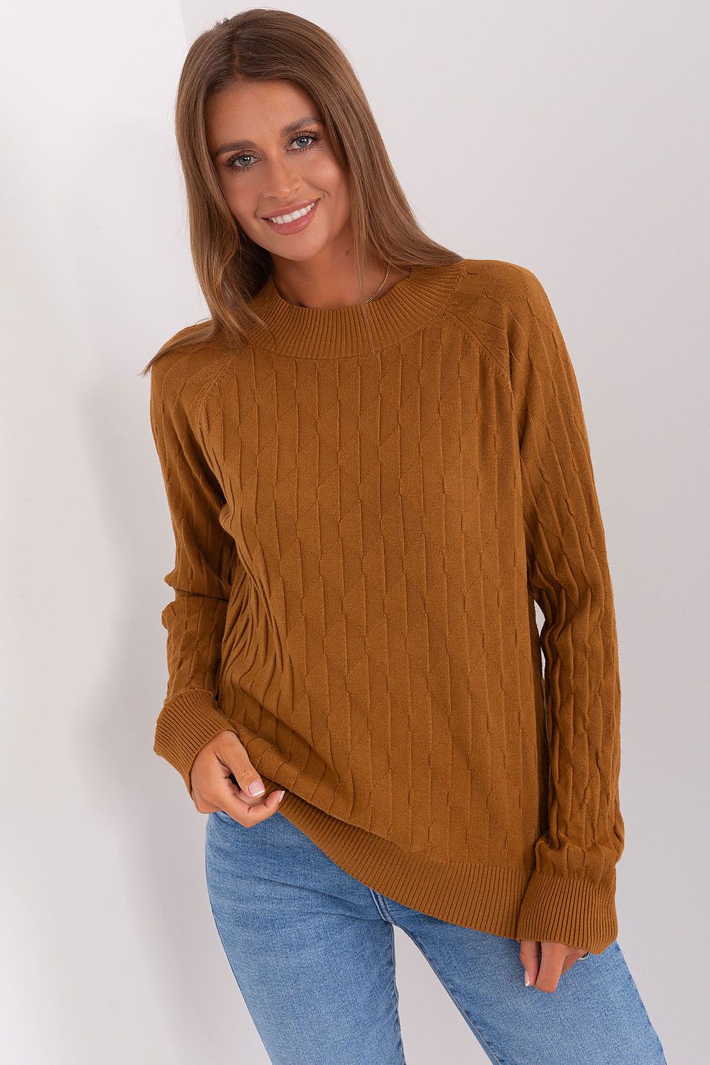   Sweter Damski Model AT-SW-2326.37X Light Brown - AT 