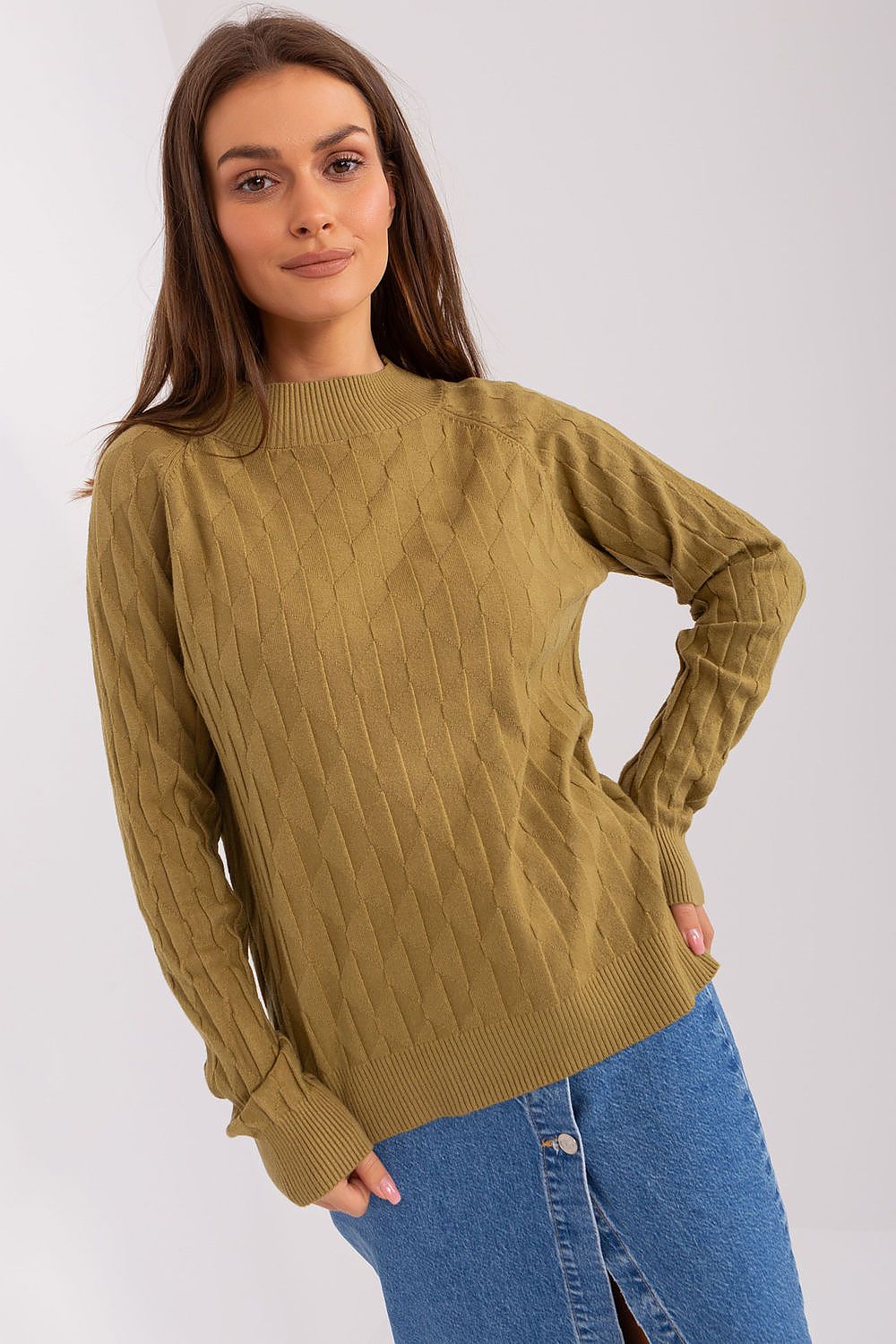   Sweter Damski Model AT-SW-2326.37X Oliwka - AT 